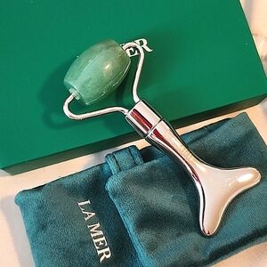 La Mer Facial Roller Massage Tool